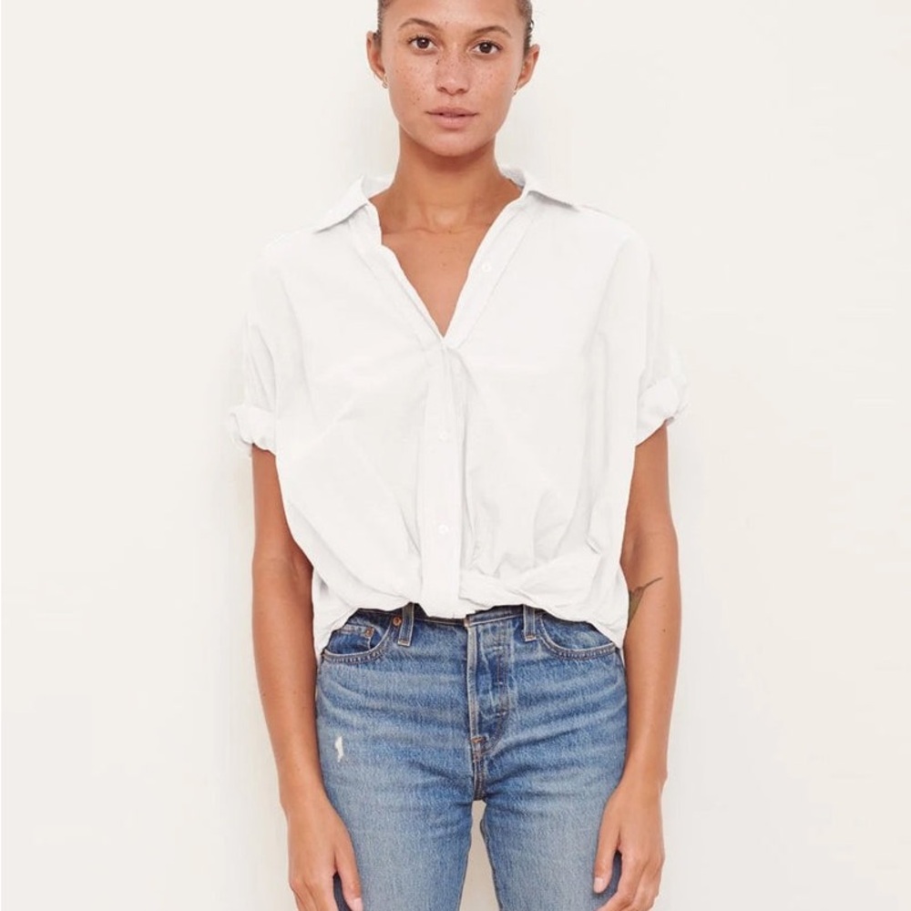 Stateside Poplin Short Sleeve Front
Twist Button Up Shirt in White